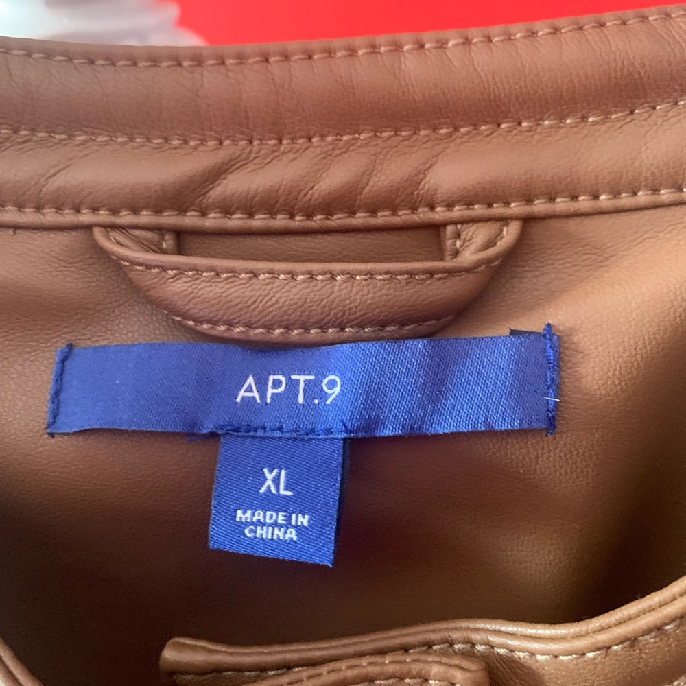 Jacket - Picture 4 of 5